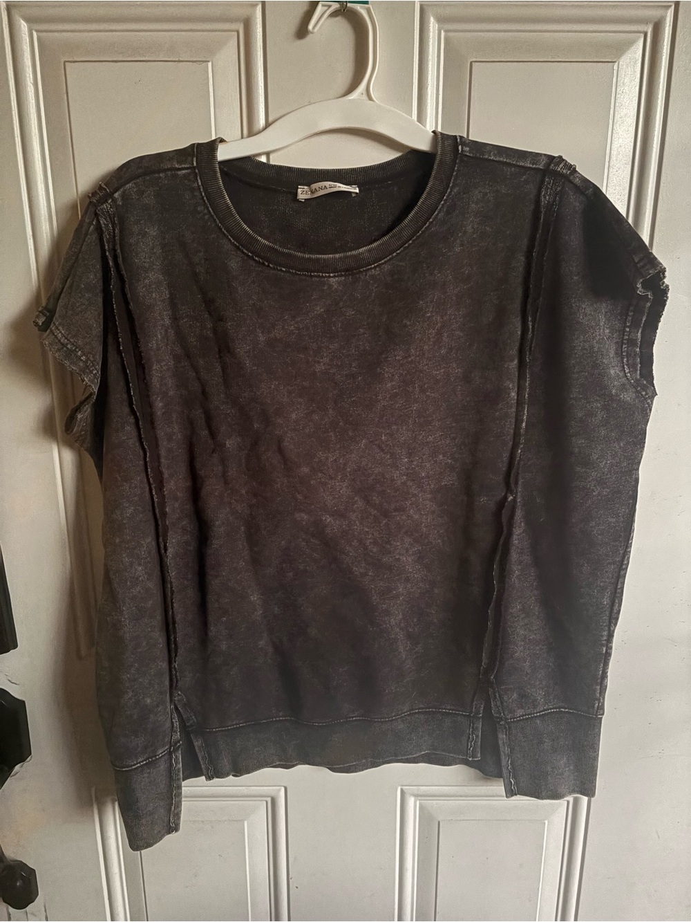 Zenana Ash Black Mineral-Washed Short Sleeve  French terry tee size S/M NEW!